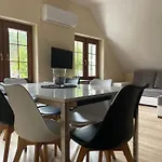 Buczyna W Sierakowie Apartamento *