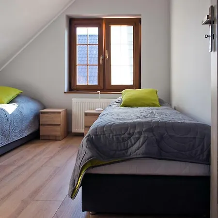 Buczyna W Sierakowie Appartement *